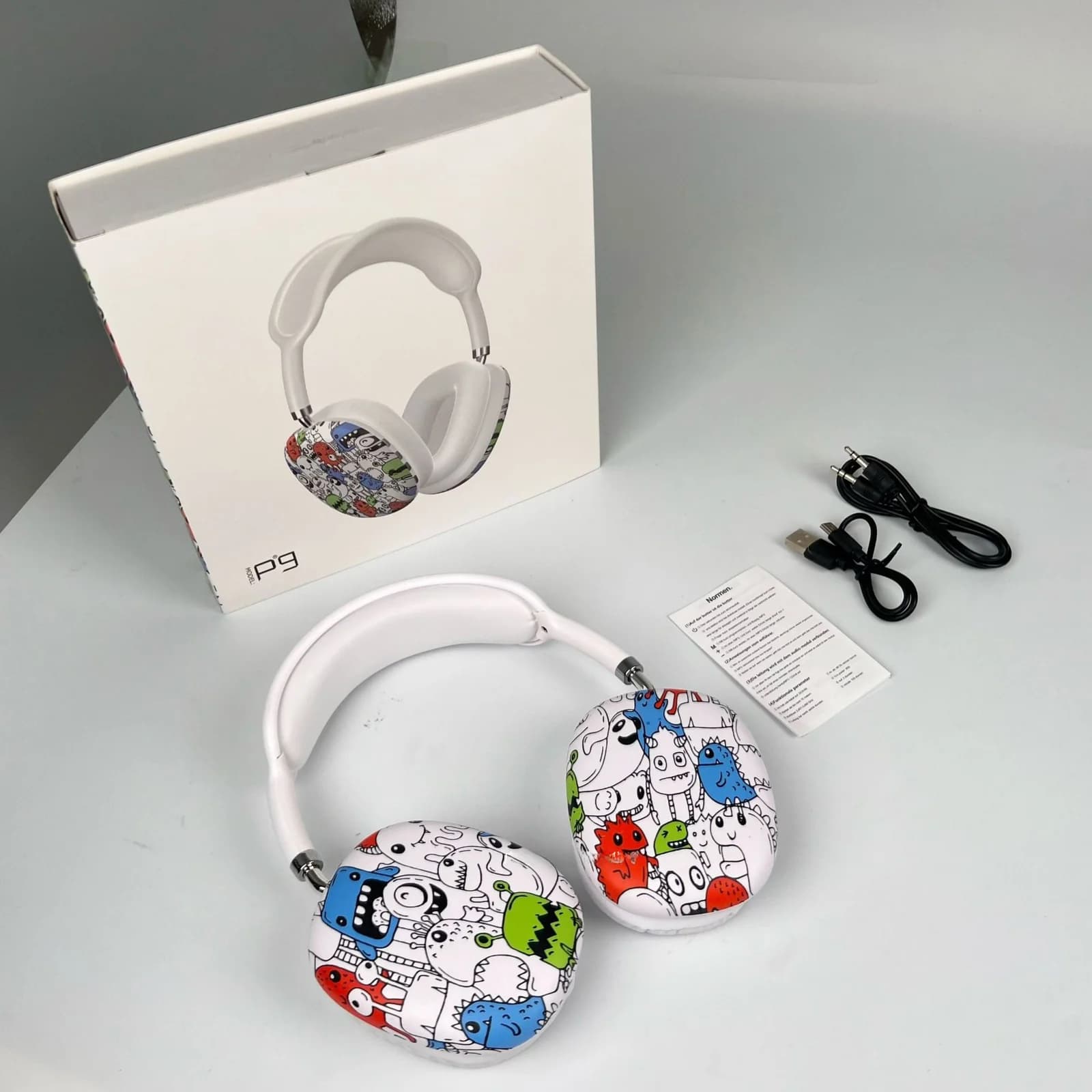 Навушники Bluetooth з графіті, FM-радіо та слотом для TF-карти